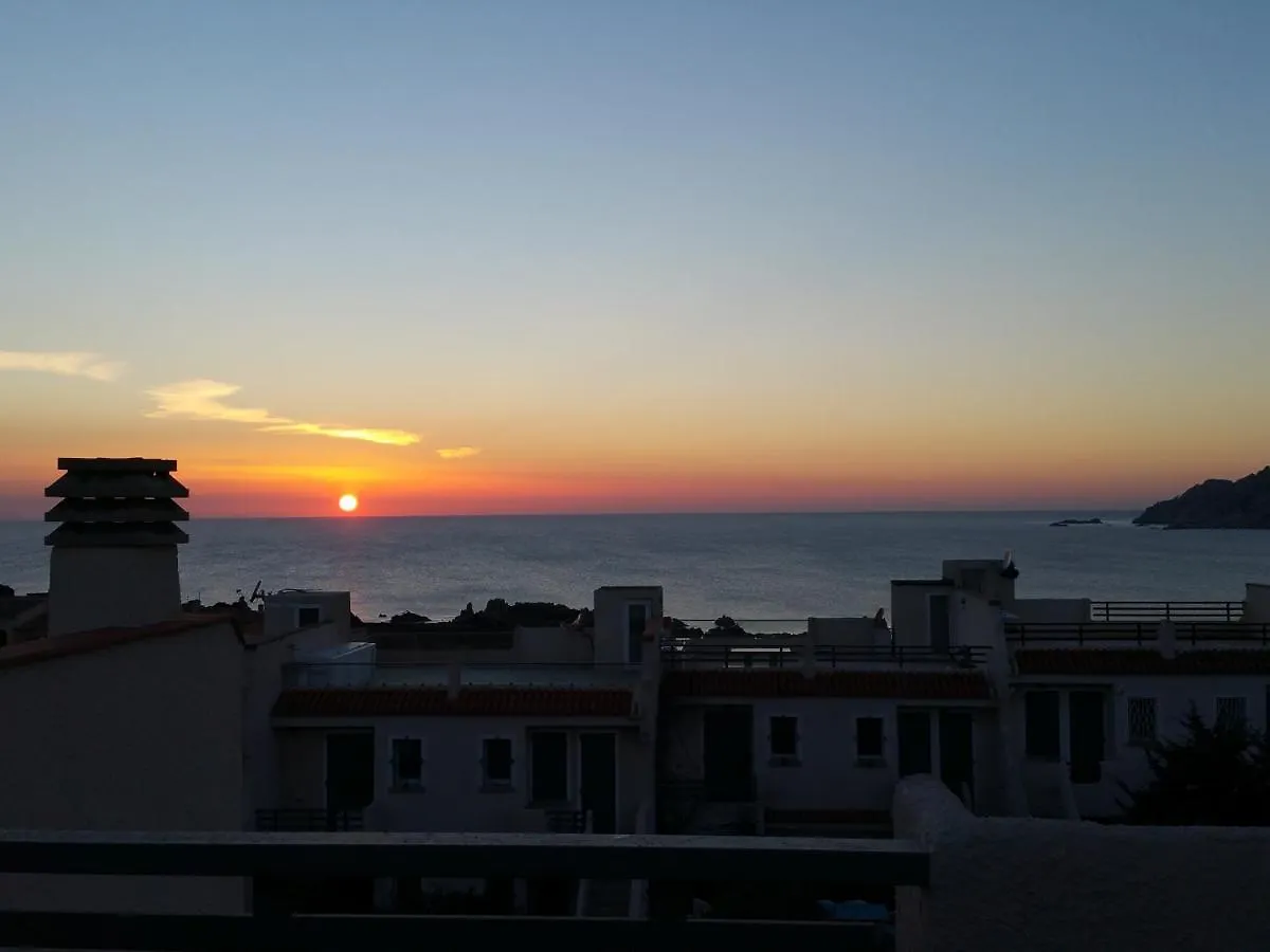 Bilocale con giardino privato, terrazza vista mare e incantevoli tramonti sul promontorio di Capo Testa - IUN Q2226 Santa Teresa di Gallura Appartamento