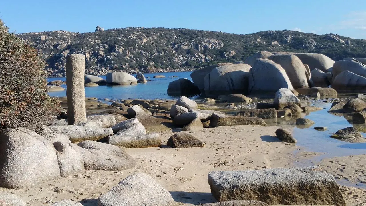 Appartamento Bilocale con giardino privato, terrazza vista mare e incantevoli tramonti sul promontorio di Capo Testa - IUN Q2226 Santa Teresa di Gallura